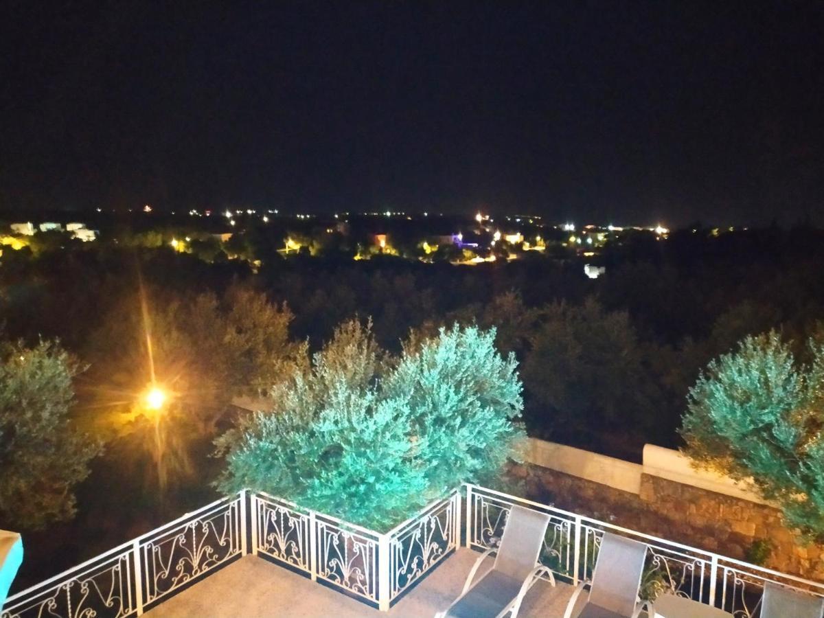 Nefeli Villas ヘルソニソス エクステリア 写真