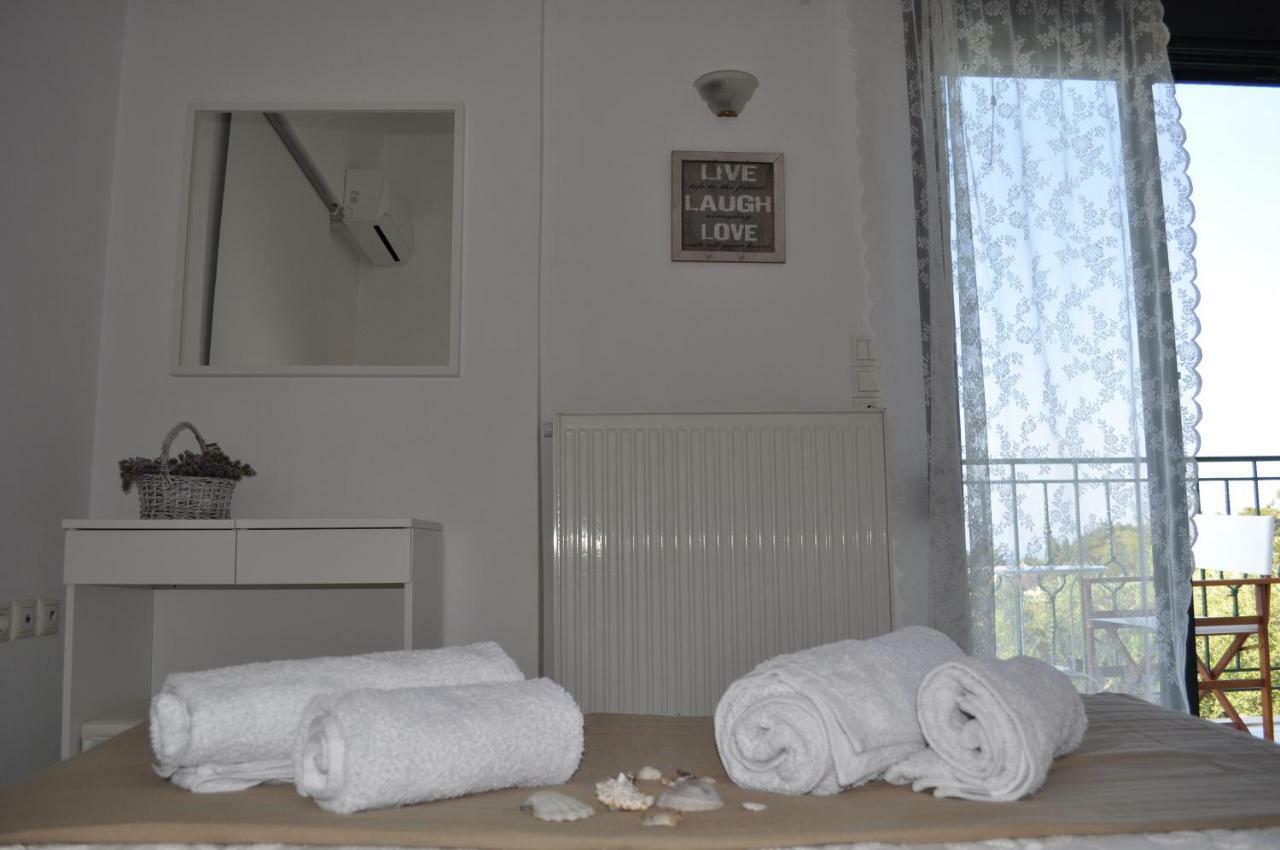Nefeli Villas ヘルソニソス エクステリア 写真