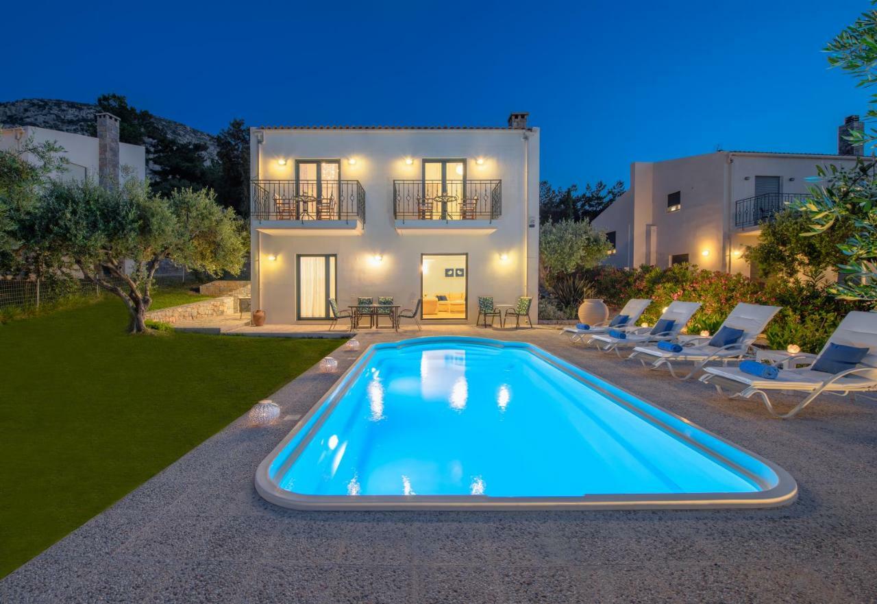 Nefeli Villas ヘルソニソス エクステリア 写真