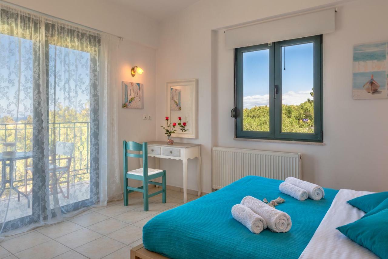 Nefeli Villas ヘルソニソス エクステリア 写真