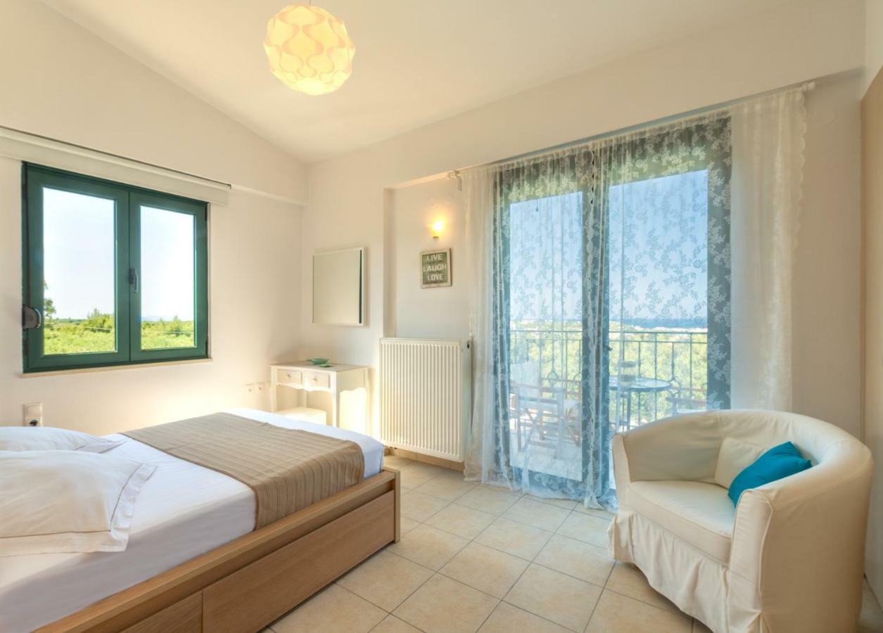 Nefeli Villas ヘルソニソス エクステリア 写真